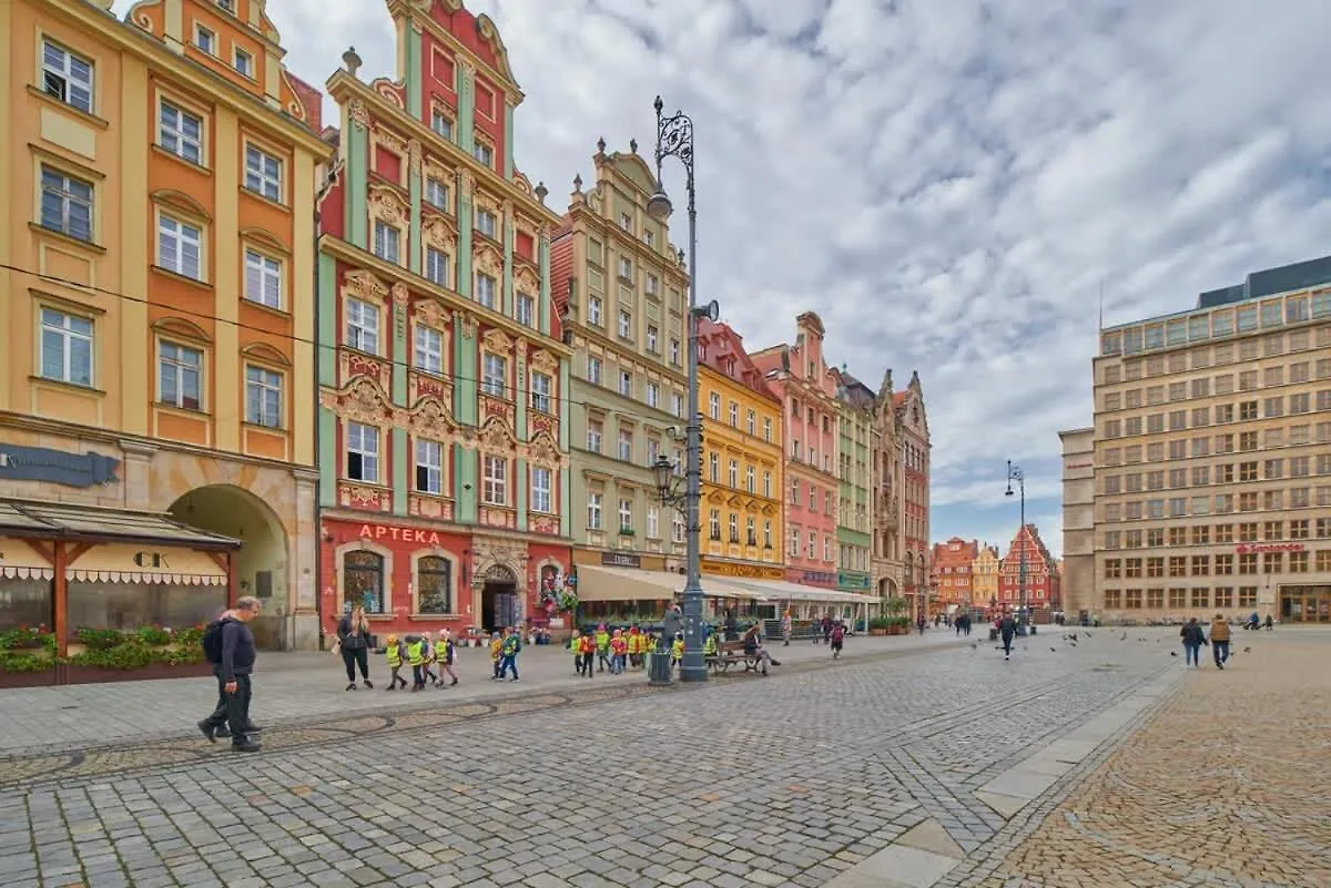 Rynek Apartment The Heart Of The City By Noclegi Renters Wrocław 0*,
